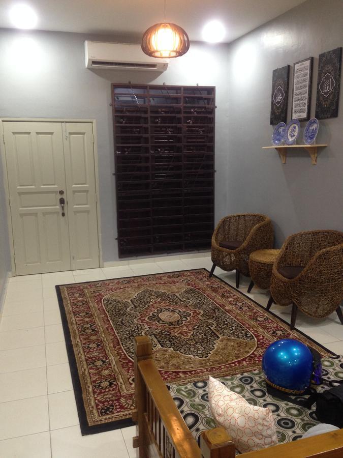 Teratakmuslim H'H Villa Malacca Buitenkant foto