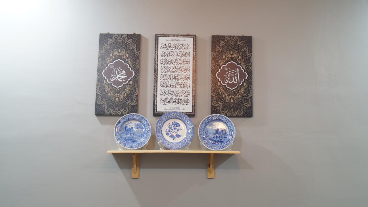 Teratakmuslim H'H Villa Malacca Buitenkant foto